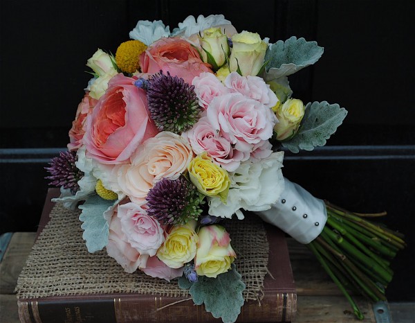 Here are some rustic country chic bouquets that make perfect and beautiful 