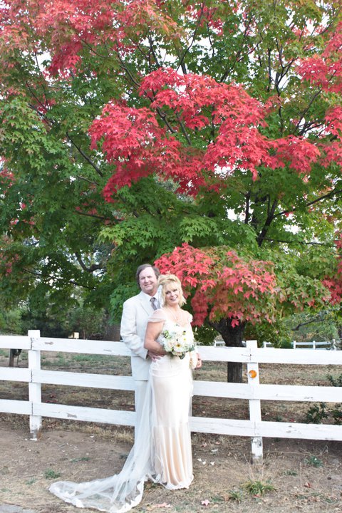  for all you rustic fall brides use this fall wedding for a little last 