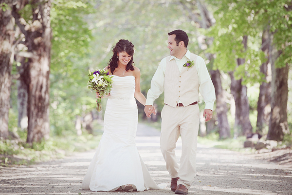 Today's rustic wedding took place in the beautiful state of New Hampshire 